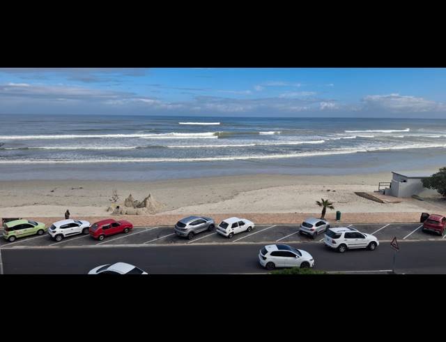 2 bed property to rent in STRAND
